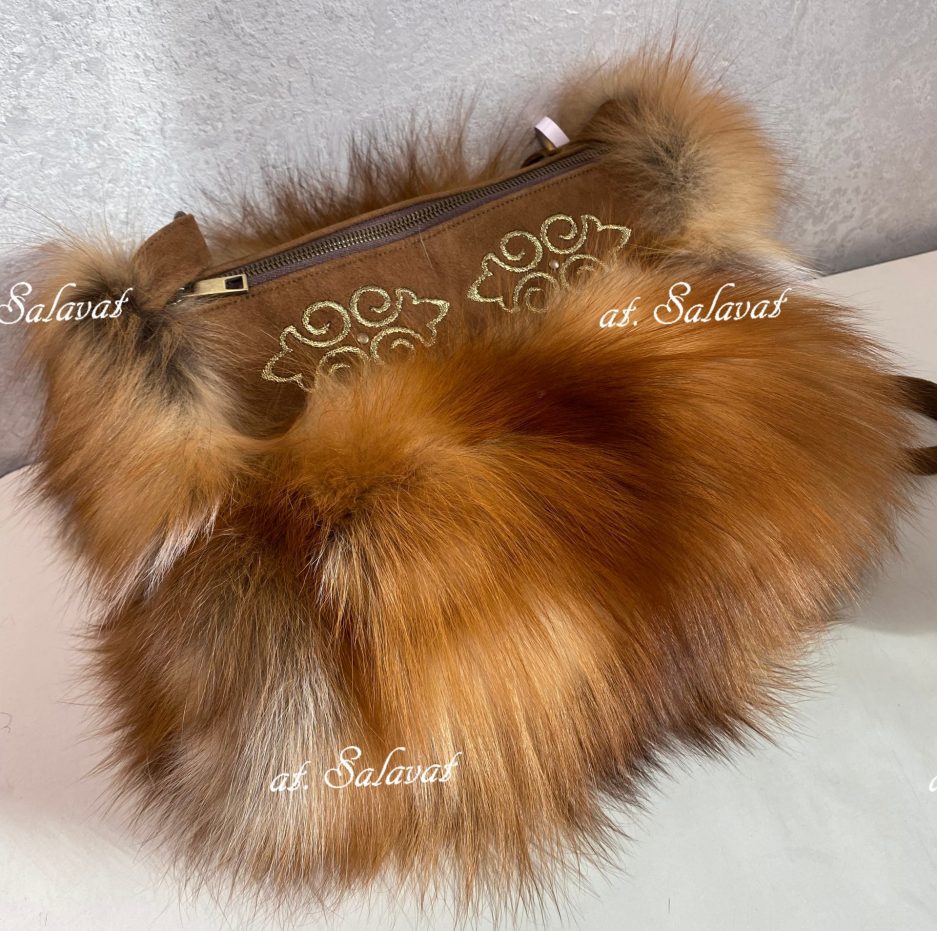 Муфта - сумка из натурального меха лисы огневки