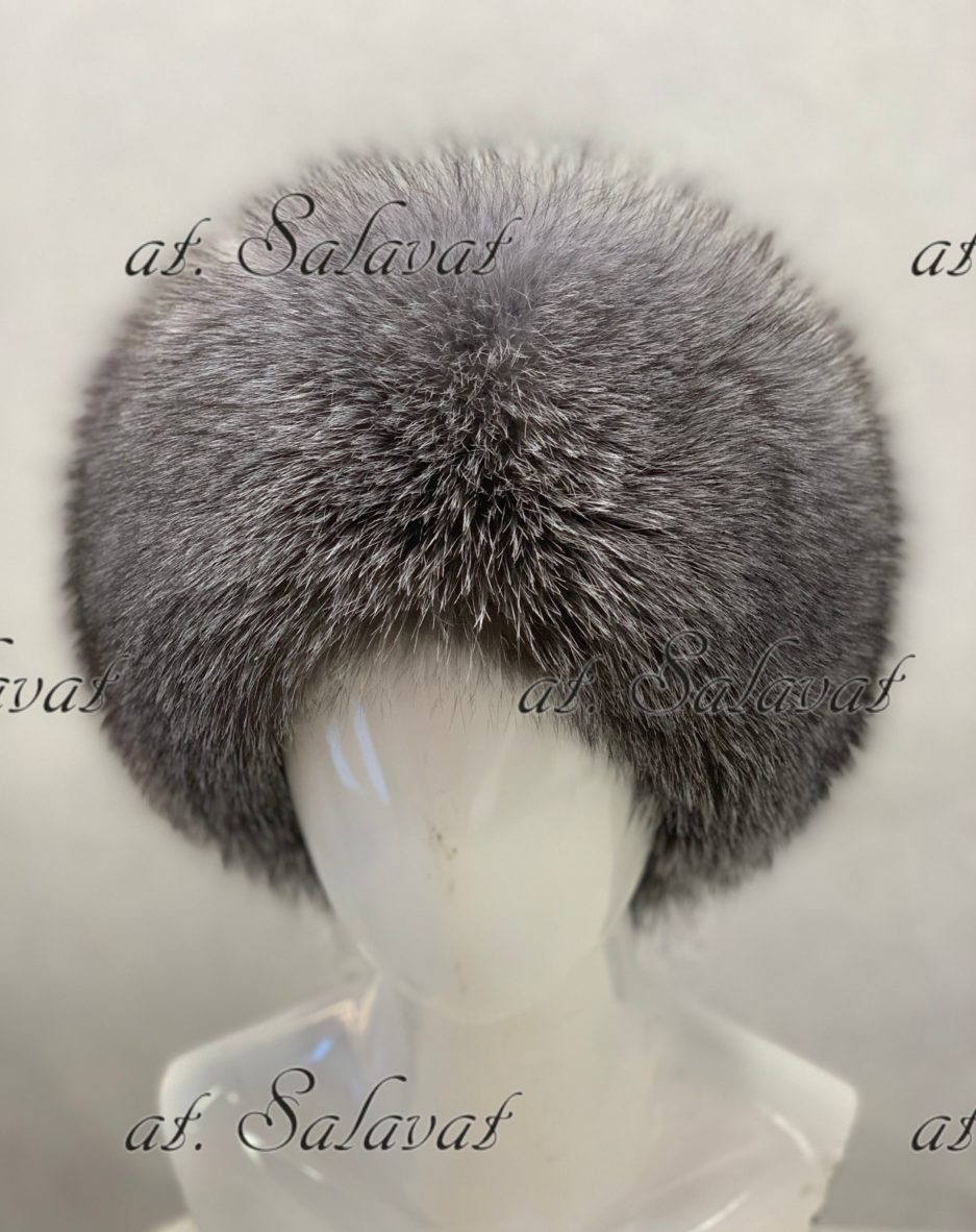Женская шапка из чернобурой лисы (фрост) «Неркес»