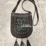 Женская сумка из кожи
